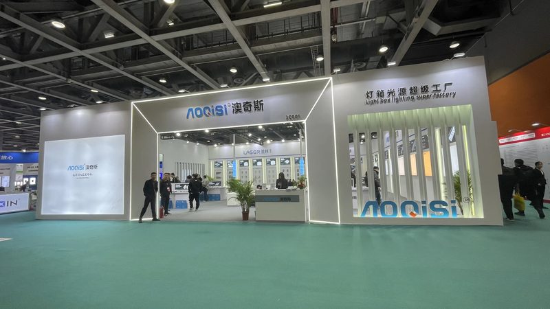 亚克力铝塑板门头，耐晒哪家强？**